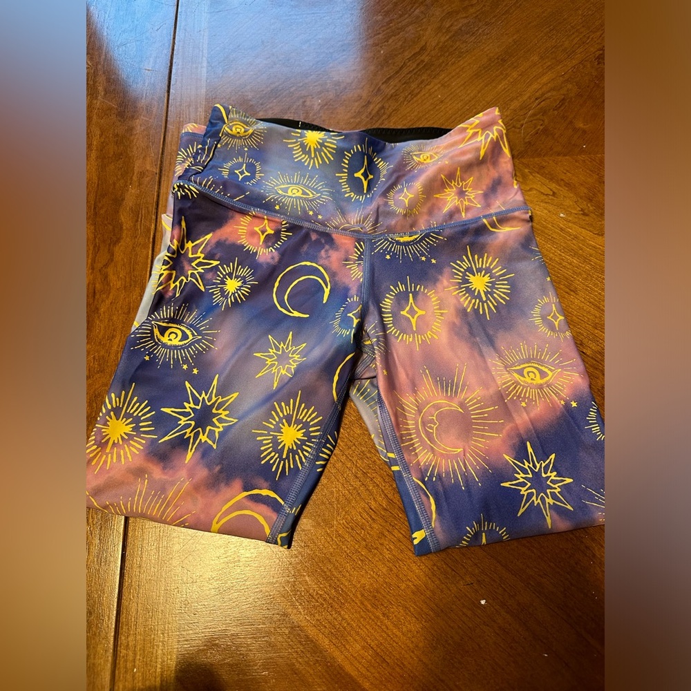 Victoria Secrets Sport Leggings - Picture 1 of 5